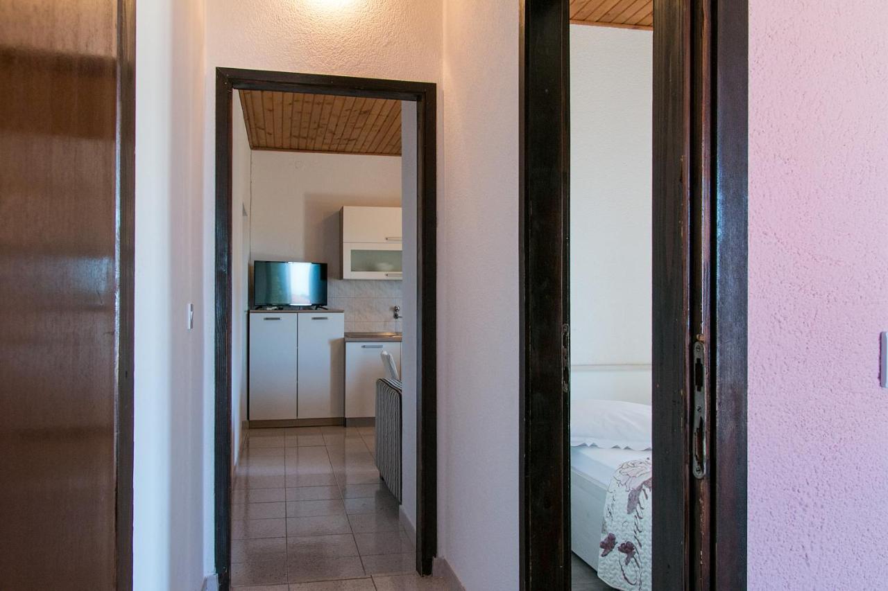 Apartments By The Sea Zivogosce - Blato, Makarska - 1057 Blato  エクステリア 写真