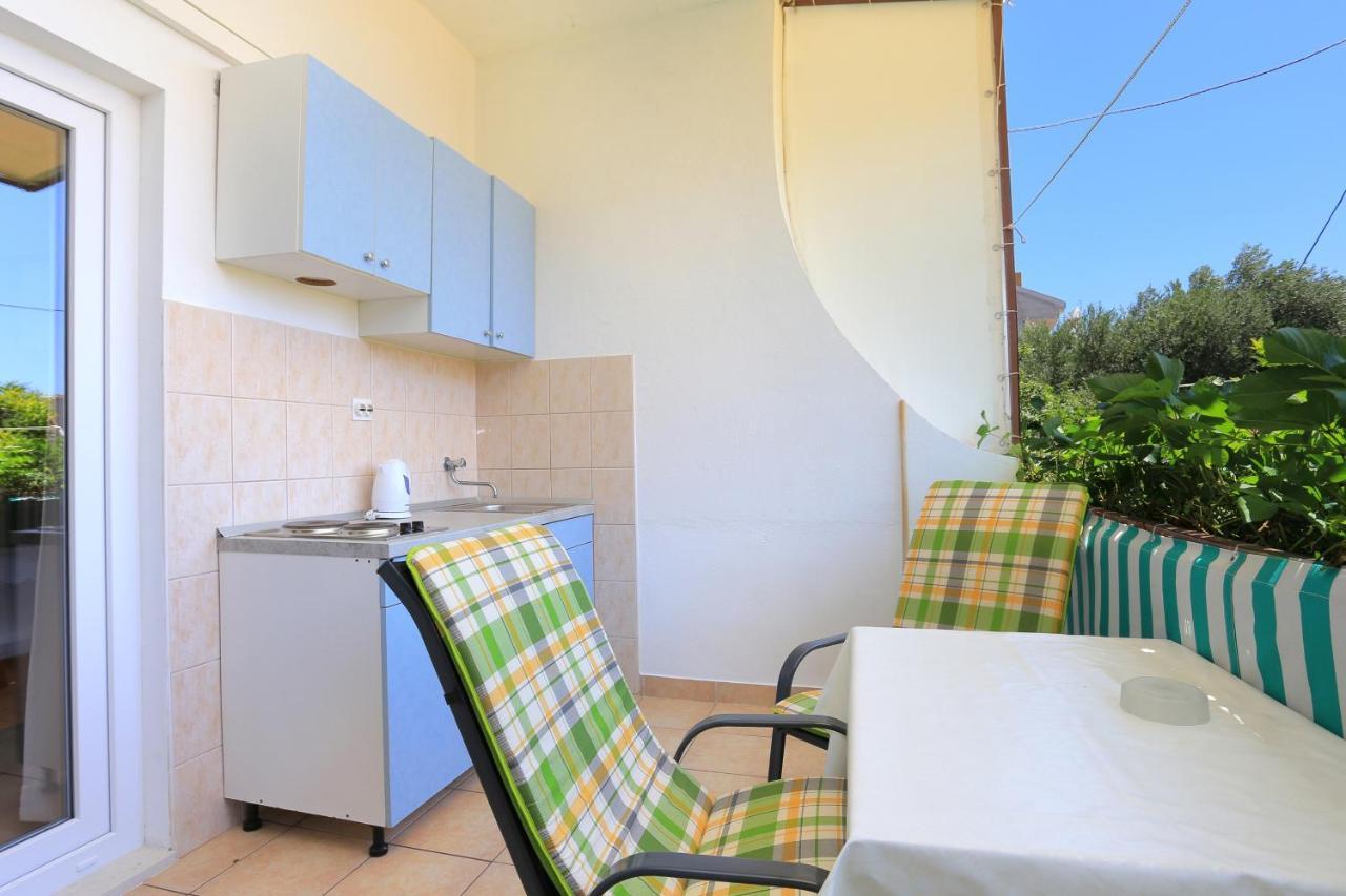 Apartments By The Sea Zivogosce - Blato, Makarska - 1057 Blato  エクステリア 写真