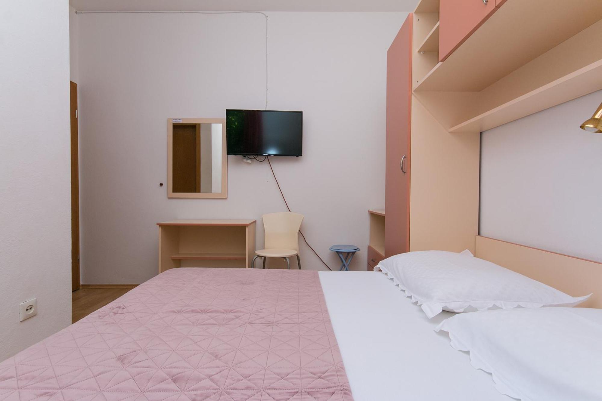 Apartments By The Sea Zivogosce - Blato, Makarska - 1057 Blato  部屋 写真