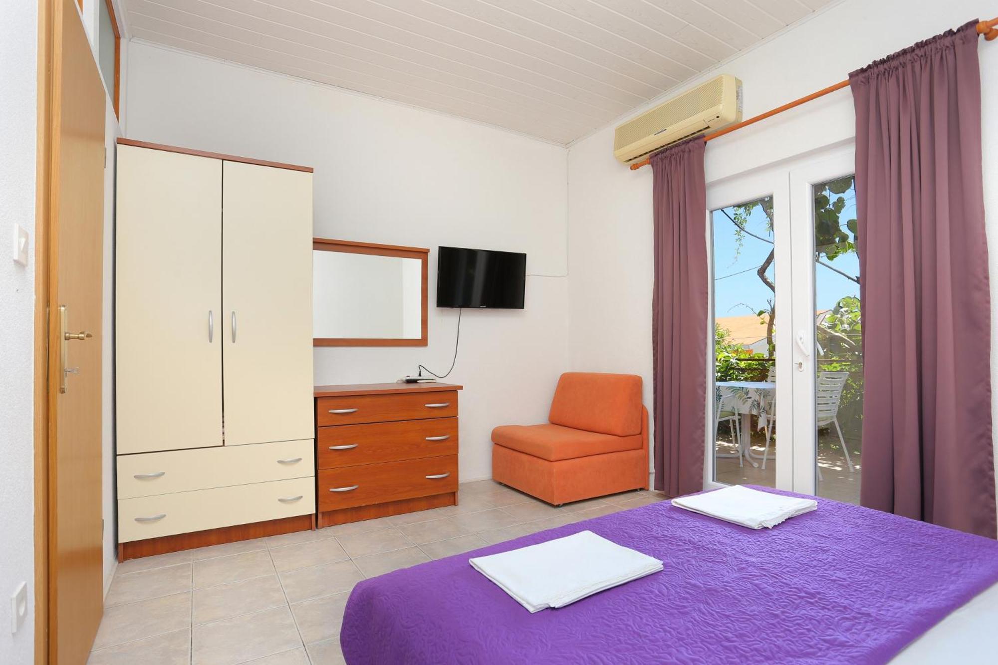 Apartments By The Sea Zivogosce - Blato, Makarska - 1057 Blato  部屋 写真